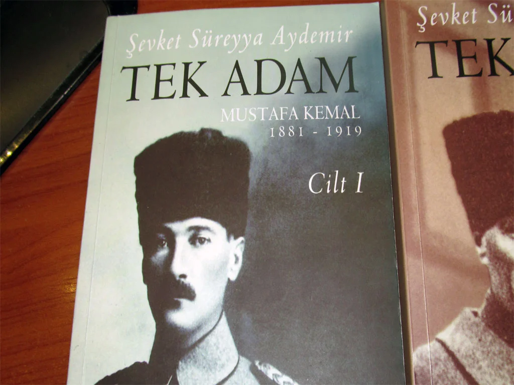 TEK ADAM - Mustafa Kemal Atatürk tek adam Mustafa Kemal Ataturk kitap 3 Çalışmalarım - Yazılarım - Tecrubelerim