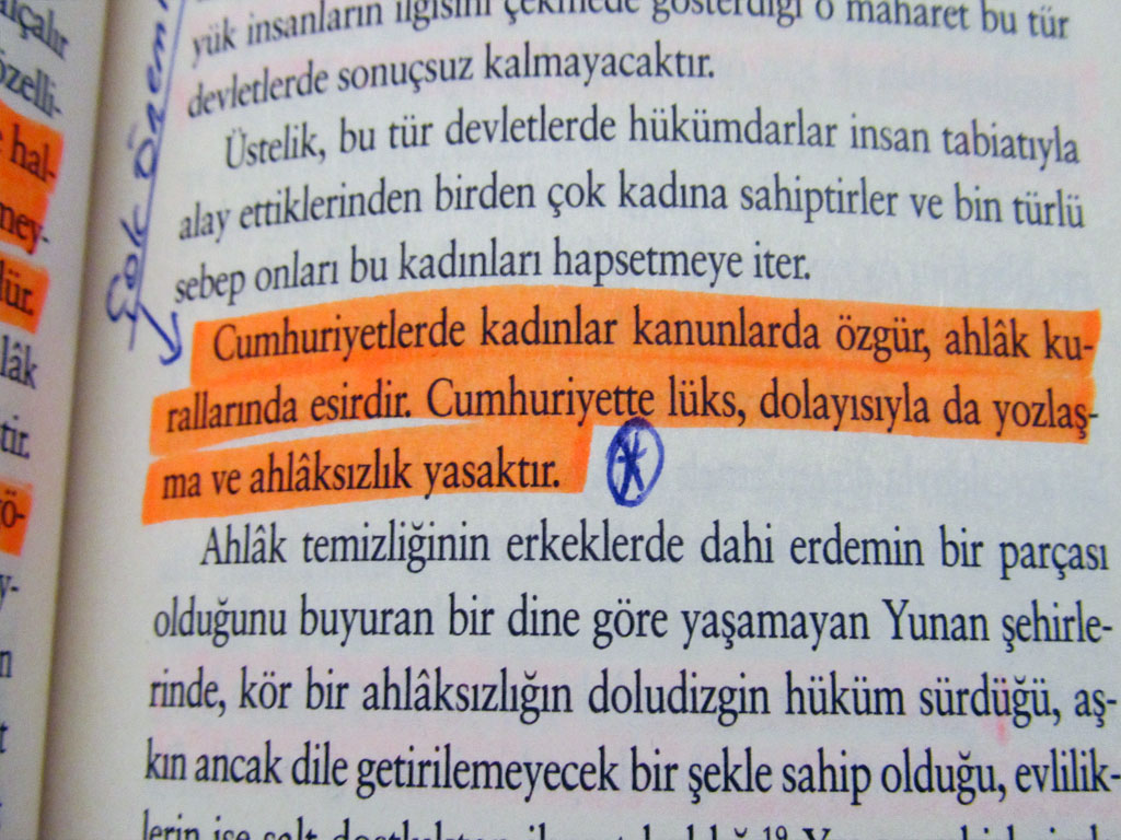 Kanunların Ruhu Üzerine - MONTESQUIEU-7